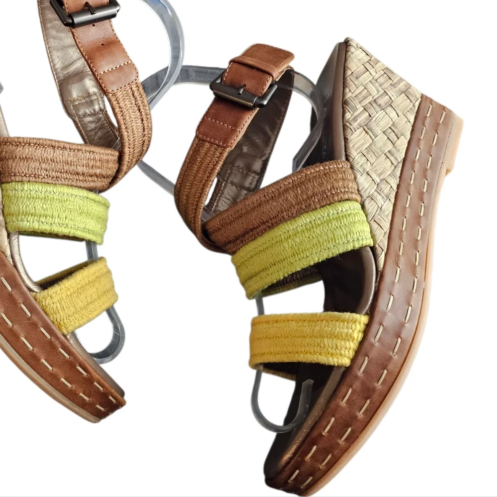 Aquatalia By Marvin K. Leather Espadrille Wedge Sandal Multicolor Stripes Sz 7.5